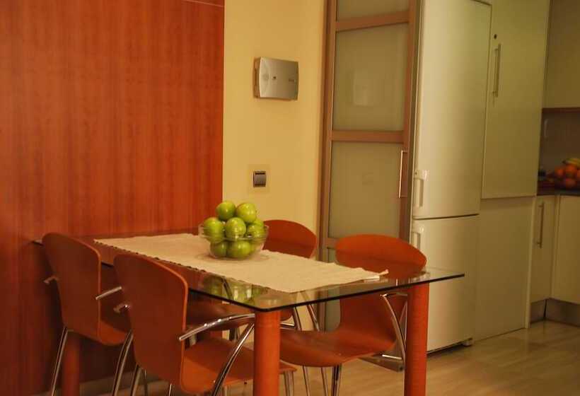 Apartaments Aragó565