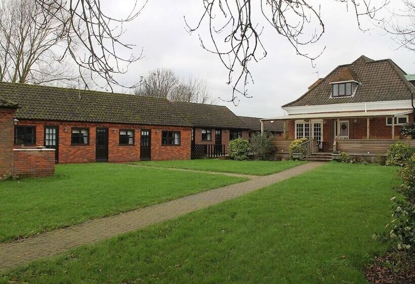 The Swan Motel, Gillingham