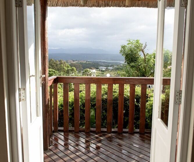 Whalesong Hotel & Spa