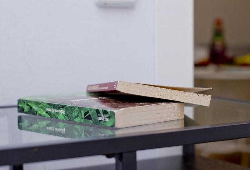 ユースホステル Barcelona City North Hostal