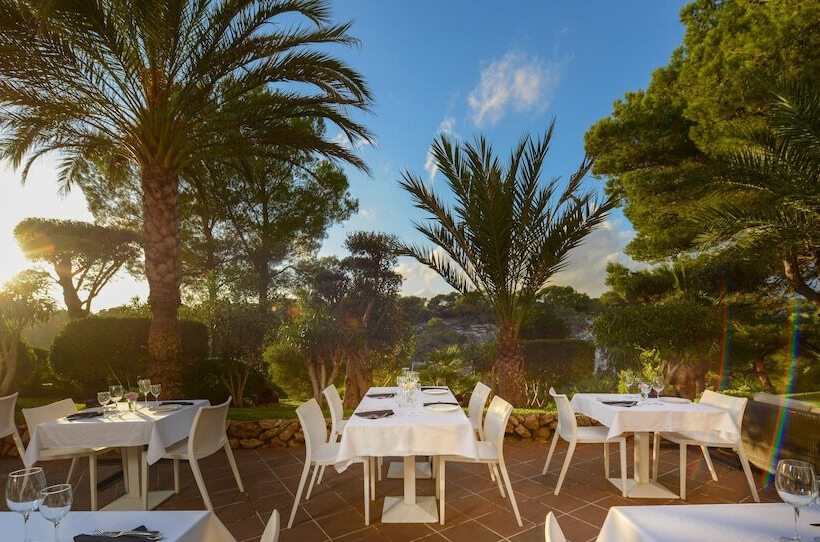 Aparthotel Ona Cala Pi Club