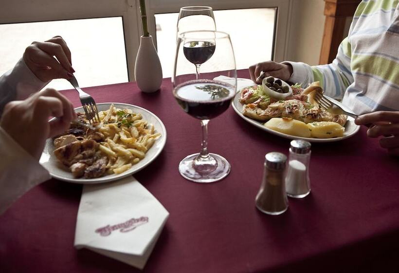 住宿加早餐  Hospedaria Frangaria