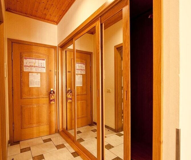 住宿加早餐  Hospedaria Frangaria