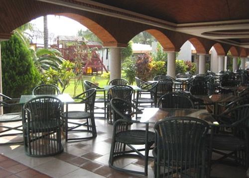 Costa Sol Hotel & Villas