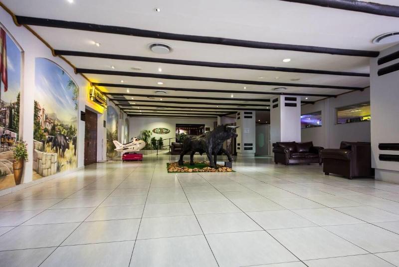 Отель Desert Palace