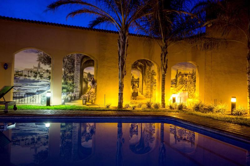 Отель Desert Palace