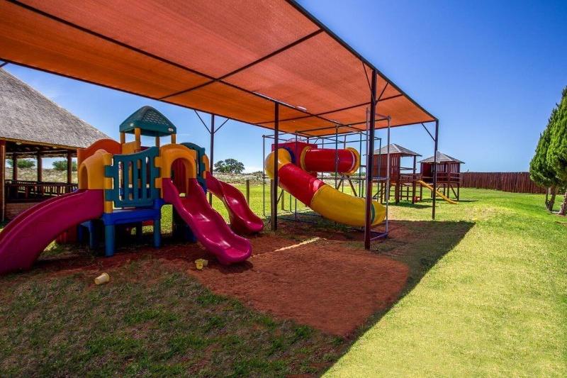 בית מלון כפרי Desert Palace