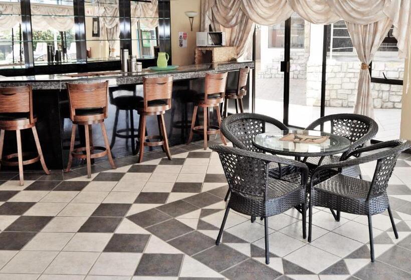 Ecotel Premier Lodge & Conference Centre