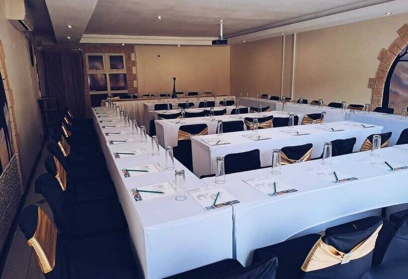 Ecotel Premier Lodge & Conference Centre