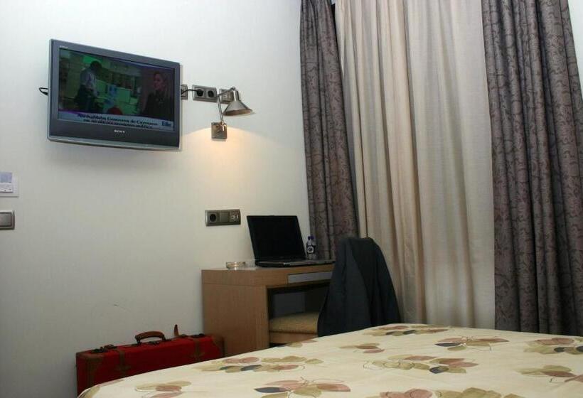 هتل 4c Bravo Murillo