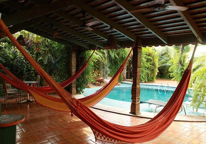 ホテル Amazon Plaza