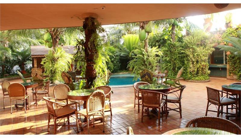 ホテル Amazon Plaza