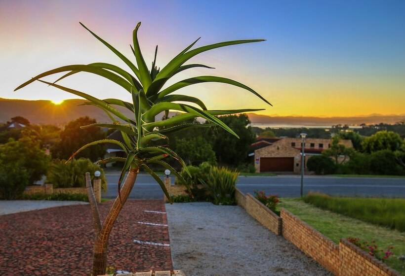 酒店 Amber Guest Lodge