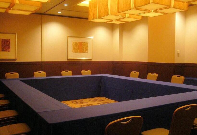 בית מלון כפרי Ana Crowne Plaza Okayama, An Ihg