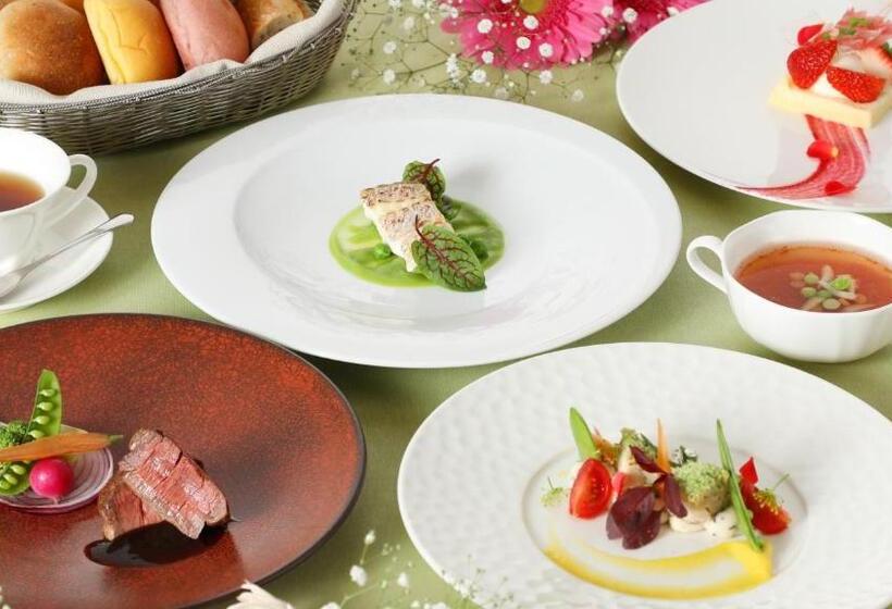 בית מלון כפרי Ana Crowne Plaza Okayama, An Ihg