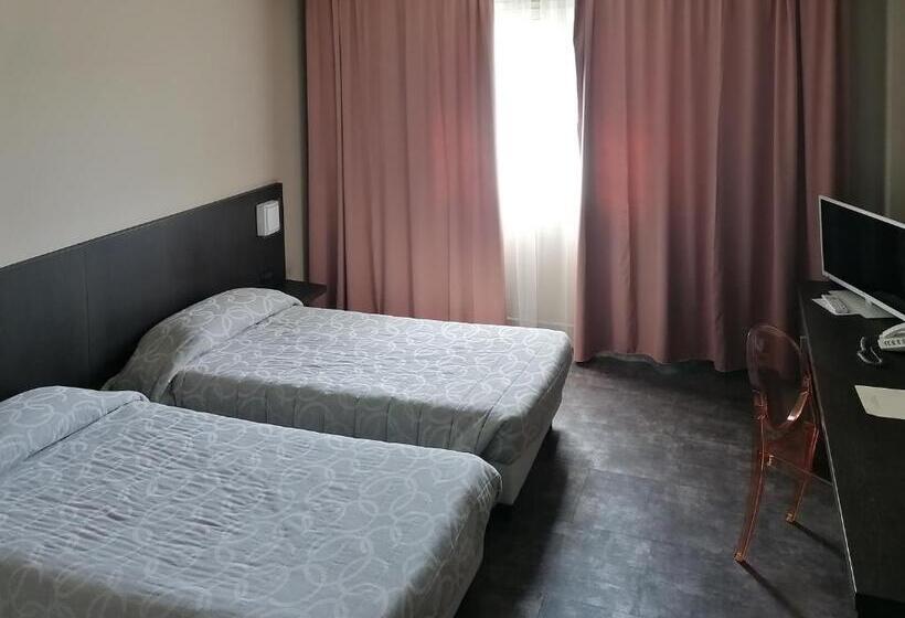 فندق Anusca Palace