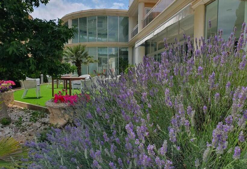 Отель & Apartaments Thalassa Sport & Spa