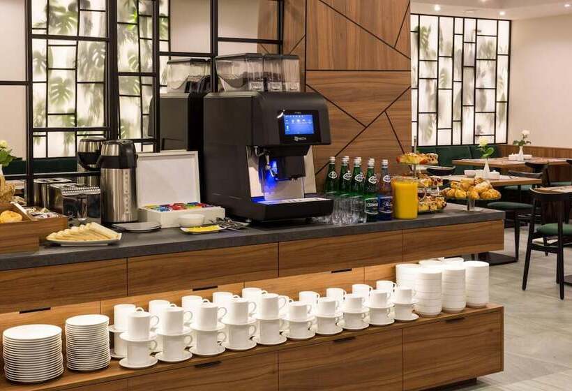 ホテル Ascot Premium