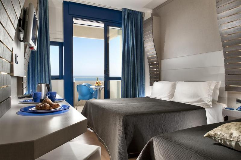 هتل Baltic Riccione Fronte Mare