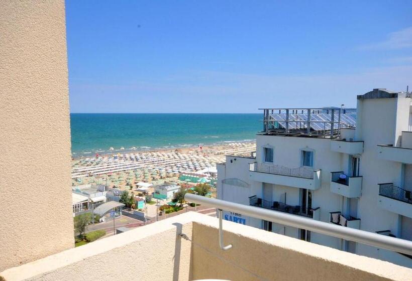 فندق Baltic Riccione Fronte Mare