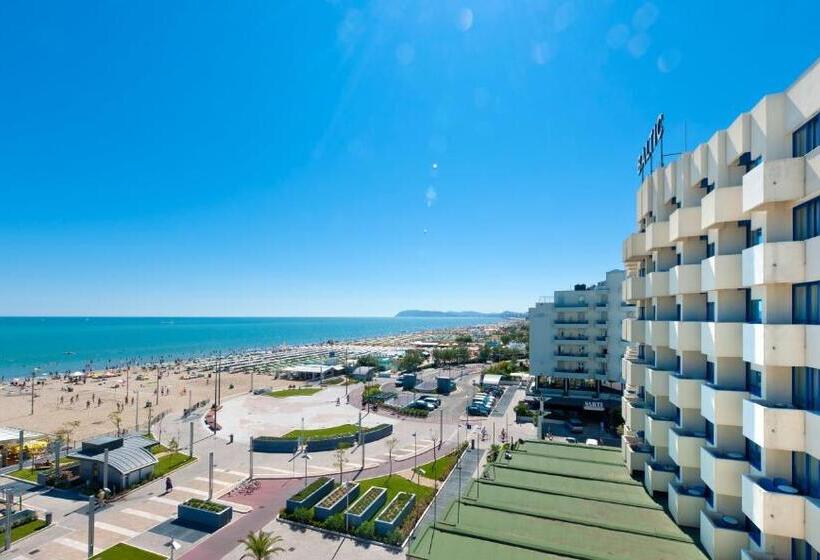فندق Baltic Riccione Fronte Mare