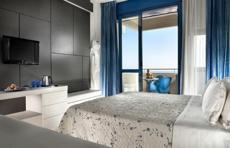هتل Baltic Riccione Fronte Mare