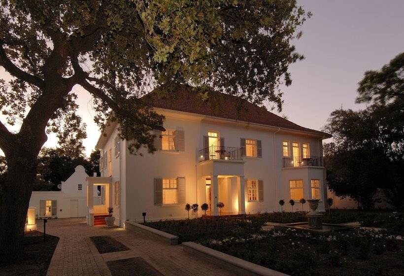 هتل Beauclair Guest Cottage