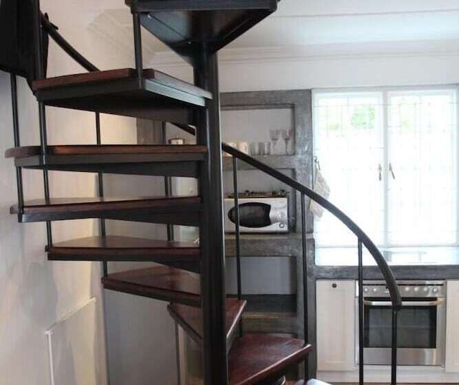 هتل Beauclair Guest Cottage