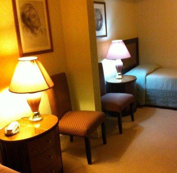 בית מלון כפרי Britannia  Bournemouth