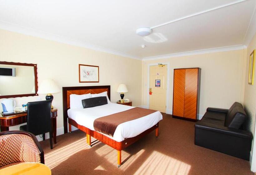 בית מלון כפרי Britannia  Bournemouth