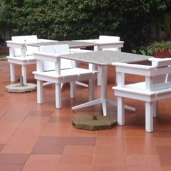 בית מלון כפרי Canefields Country House