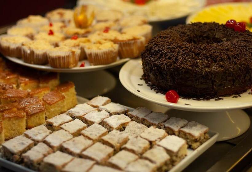 ホテル Centro Europeu