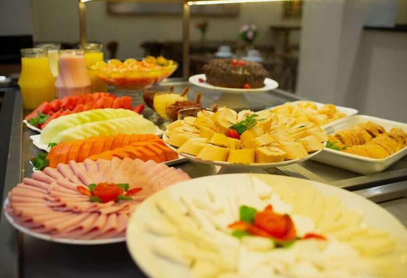 ホテル Centro Europeu