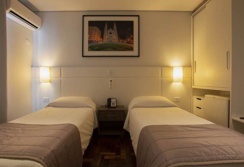 ホテル Centro Europeu