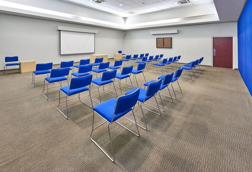 هتل City Express By Marriott Reynosa