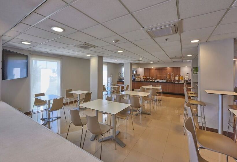 فندق City Express By Marriott Reynosa