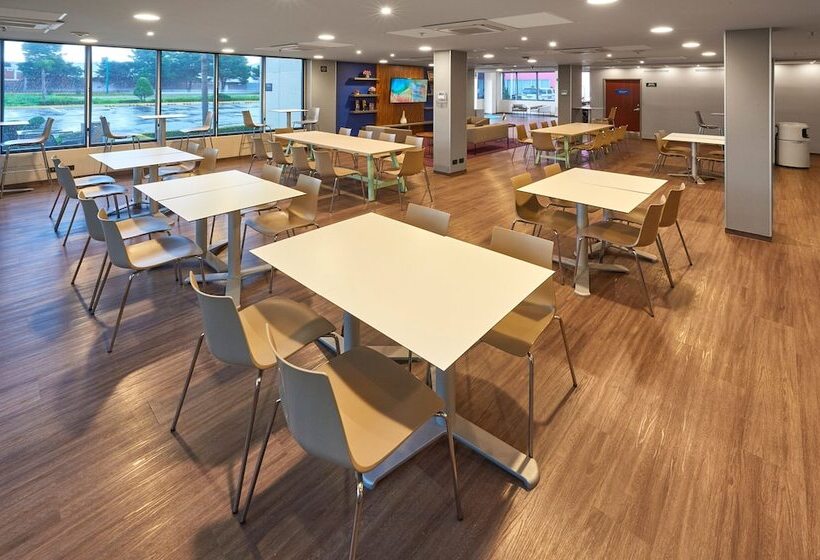 호텔 City Express By Marriott Toluca