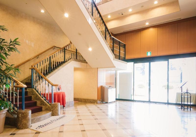 Jr Hotel Clement Uwajima