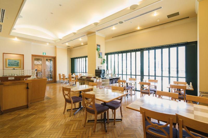 Jr Hotel Clement Uwajima