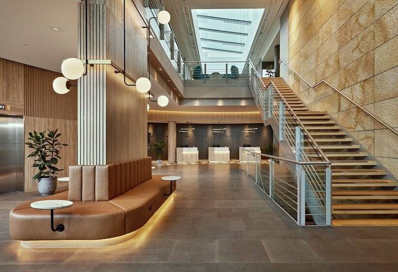 هتل Courtyard By Marriott Berlin City Center