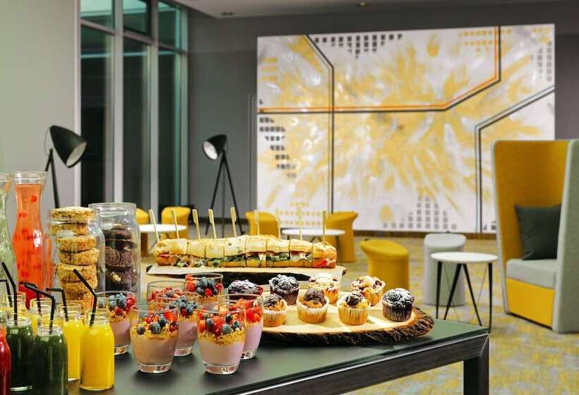 هتل Courtyard By Marriott Berlin City Center