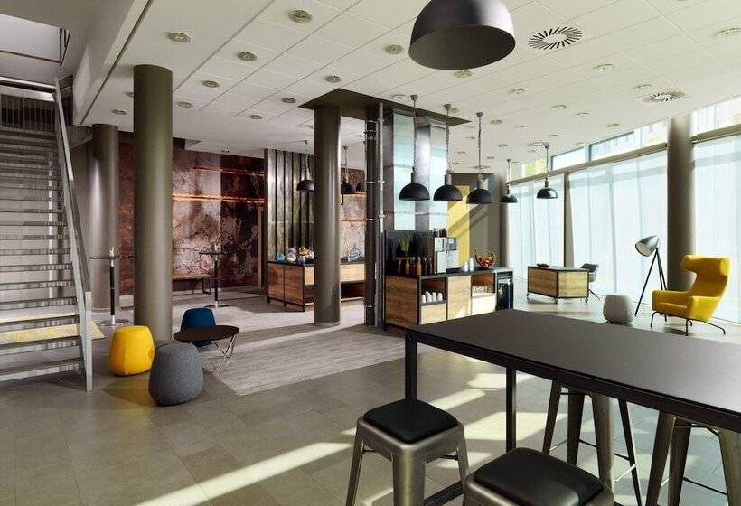 هتل Courtyard By Marriott Berlin City Center