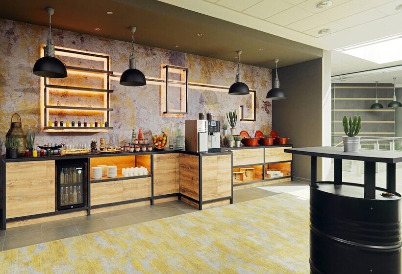 هتل Courtyard By Marriott Berlin City Center