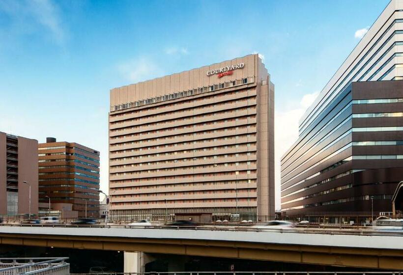 Отель Courtyard By Marriott Shin Osaka Station