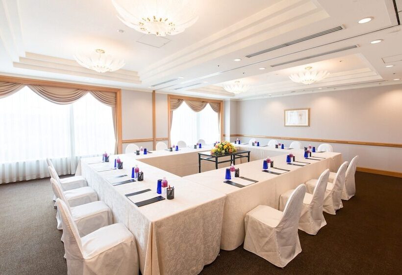 Hotel Ana Crowne Plaza Toyama, An Ihg