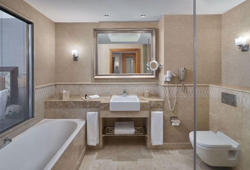 ホテル Divan Ankara