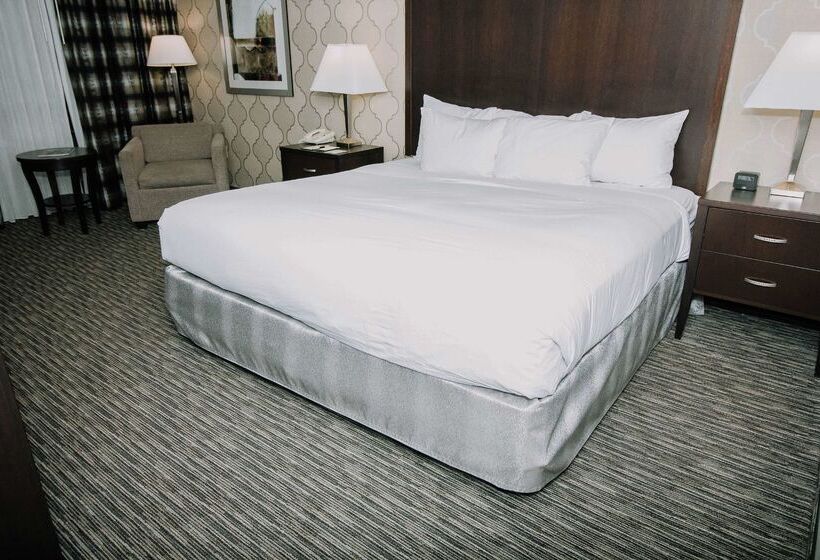 בית מלון כפרי Doubletree By Hilton Detroit  Dearborn