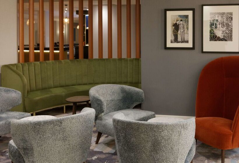 فندق Doubletree By Hilton London Elstree