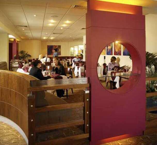 فندق Doubletree By Hilton London Elstree