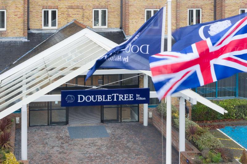 فندق Doubletree By Hilton London Elstree
